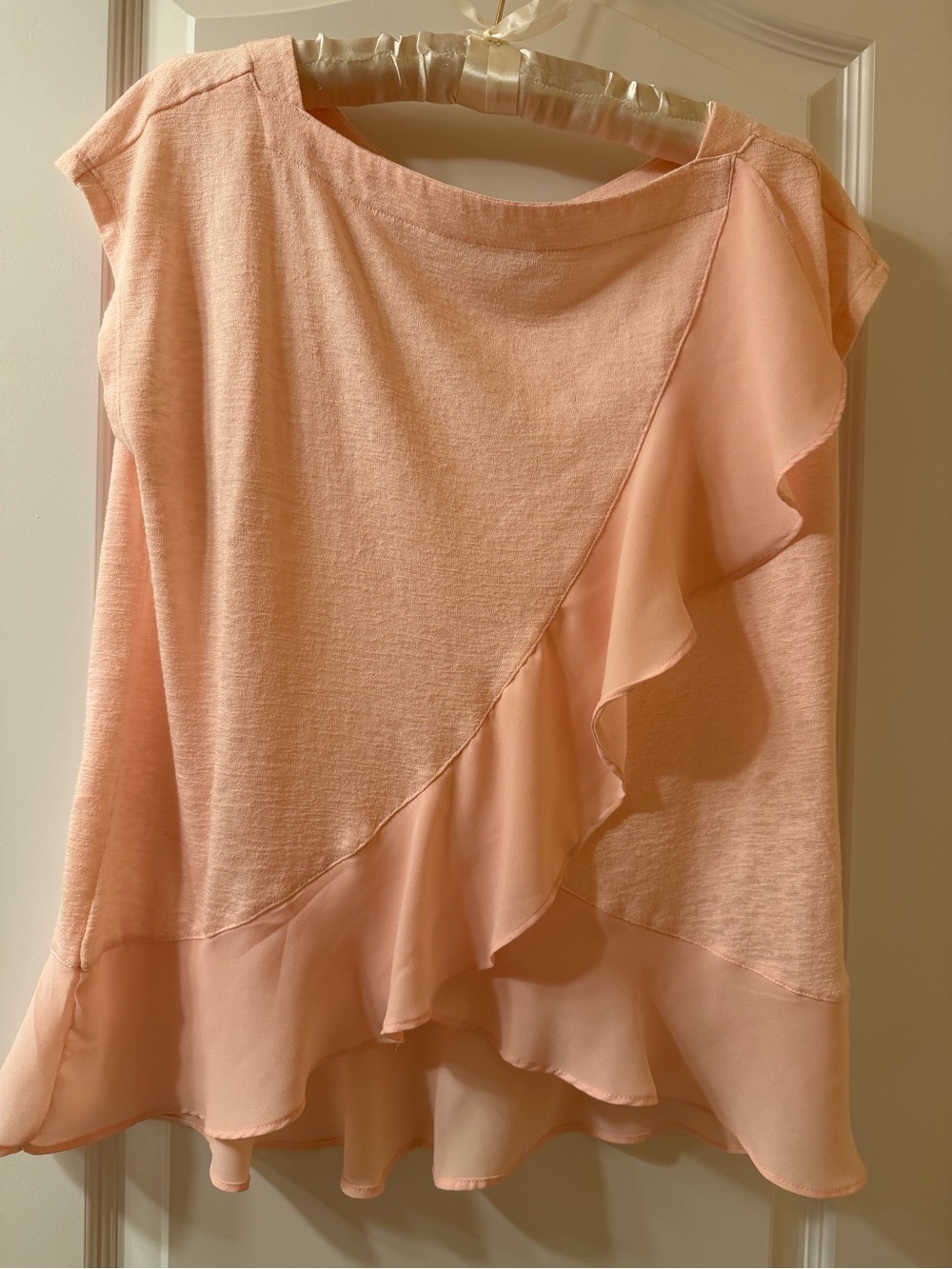 NWOT Banana Republic Light Pink Asymmetrical Ruffle Top